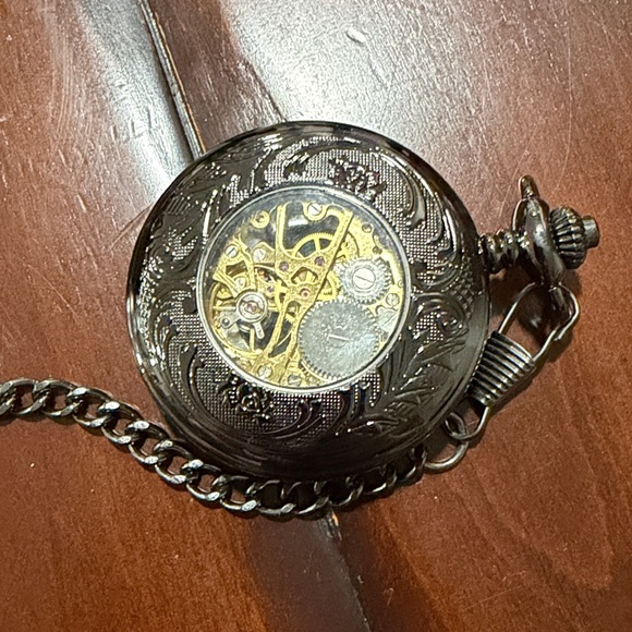 Steampunk Brown Hat with Goggles and Accessories - Picture 2 of 5